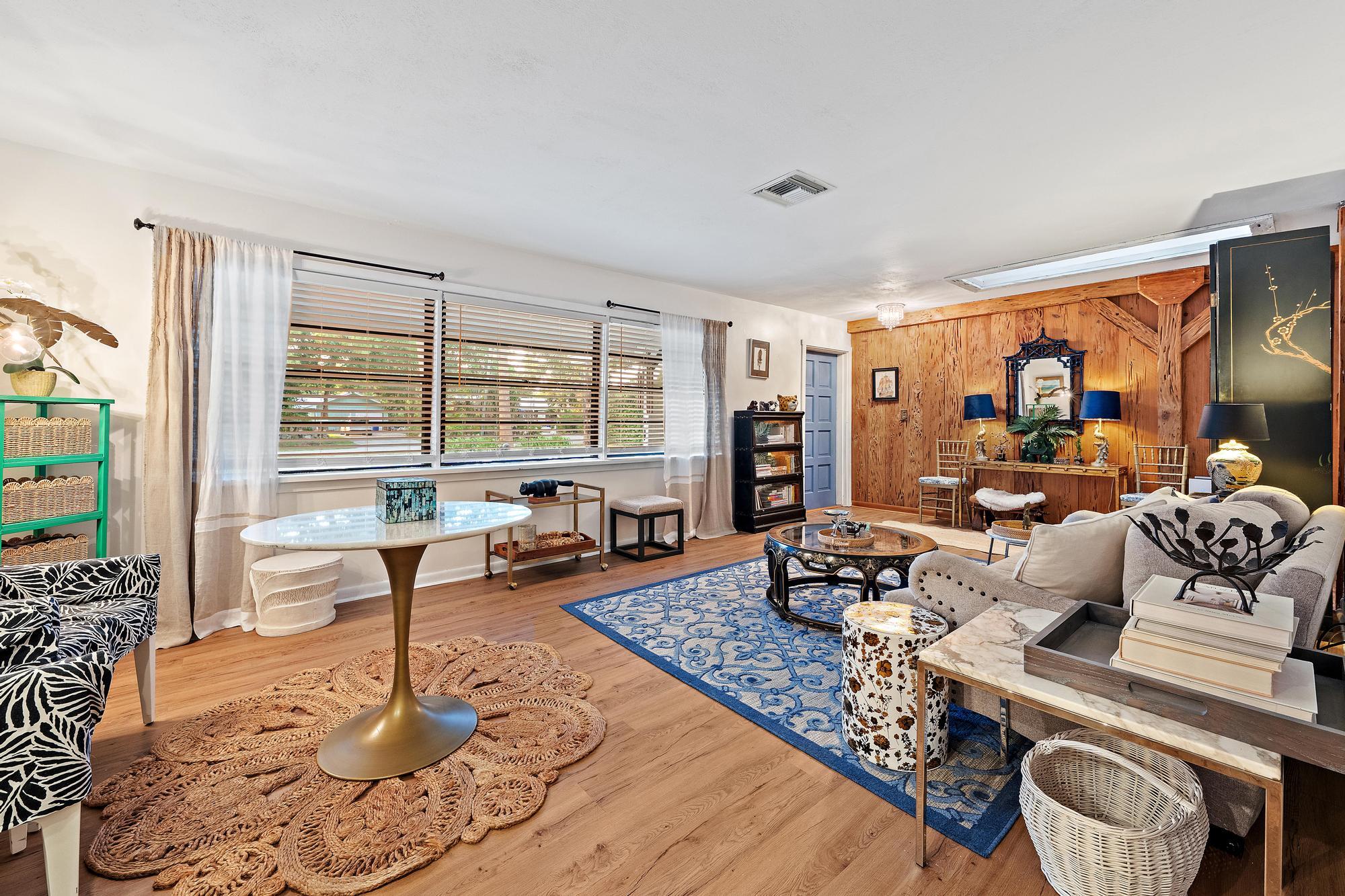 5654 SE Orange Blossom Trail