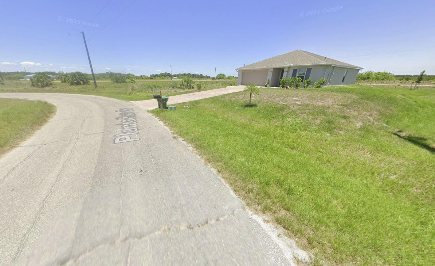 PORT LABELLE UNIT 12 - Land