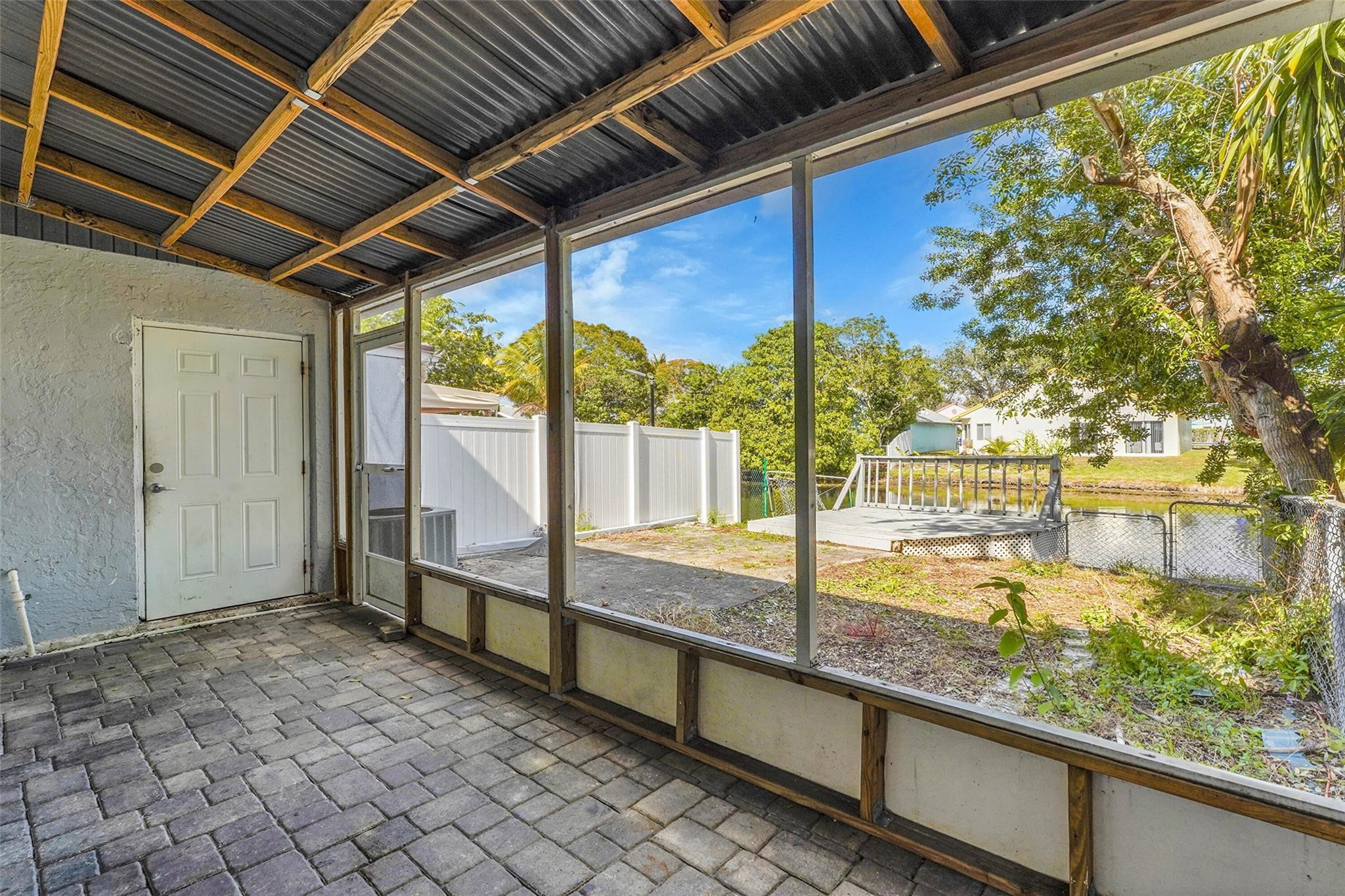 Tam-o-shanter Villas - Residential