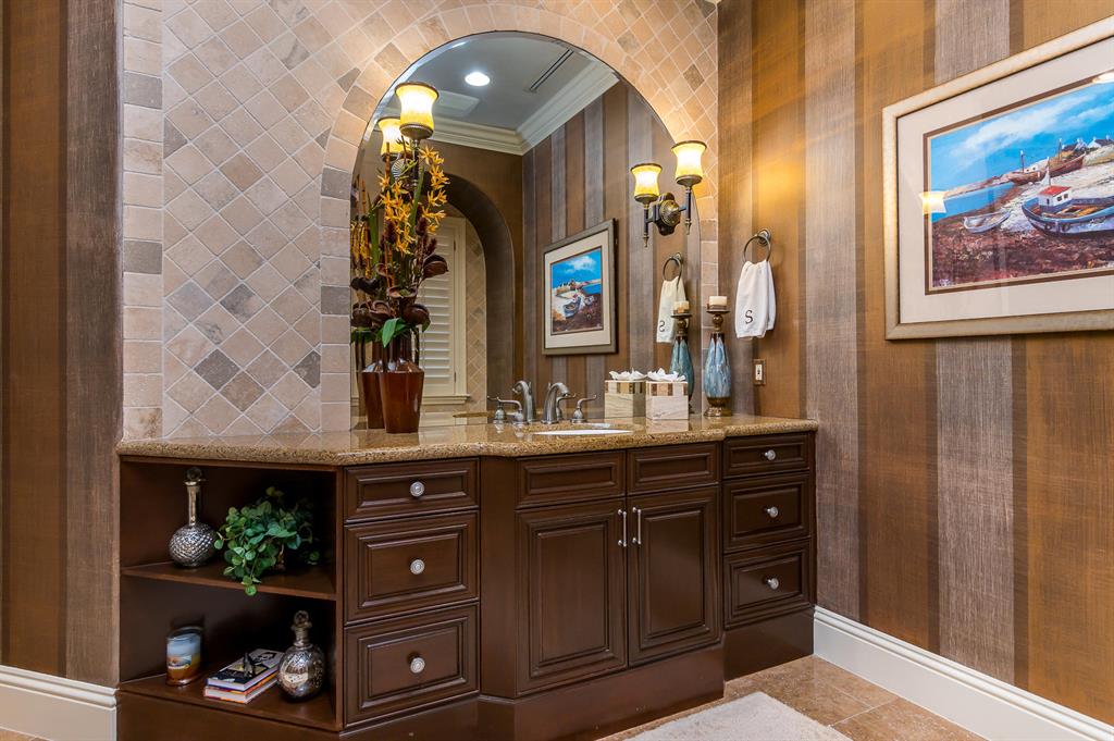 Royal Palm Yacht and Coun - Residential