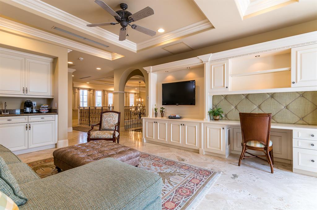 Royal Palm Yacht and Coun - Residential