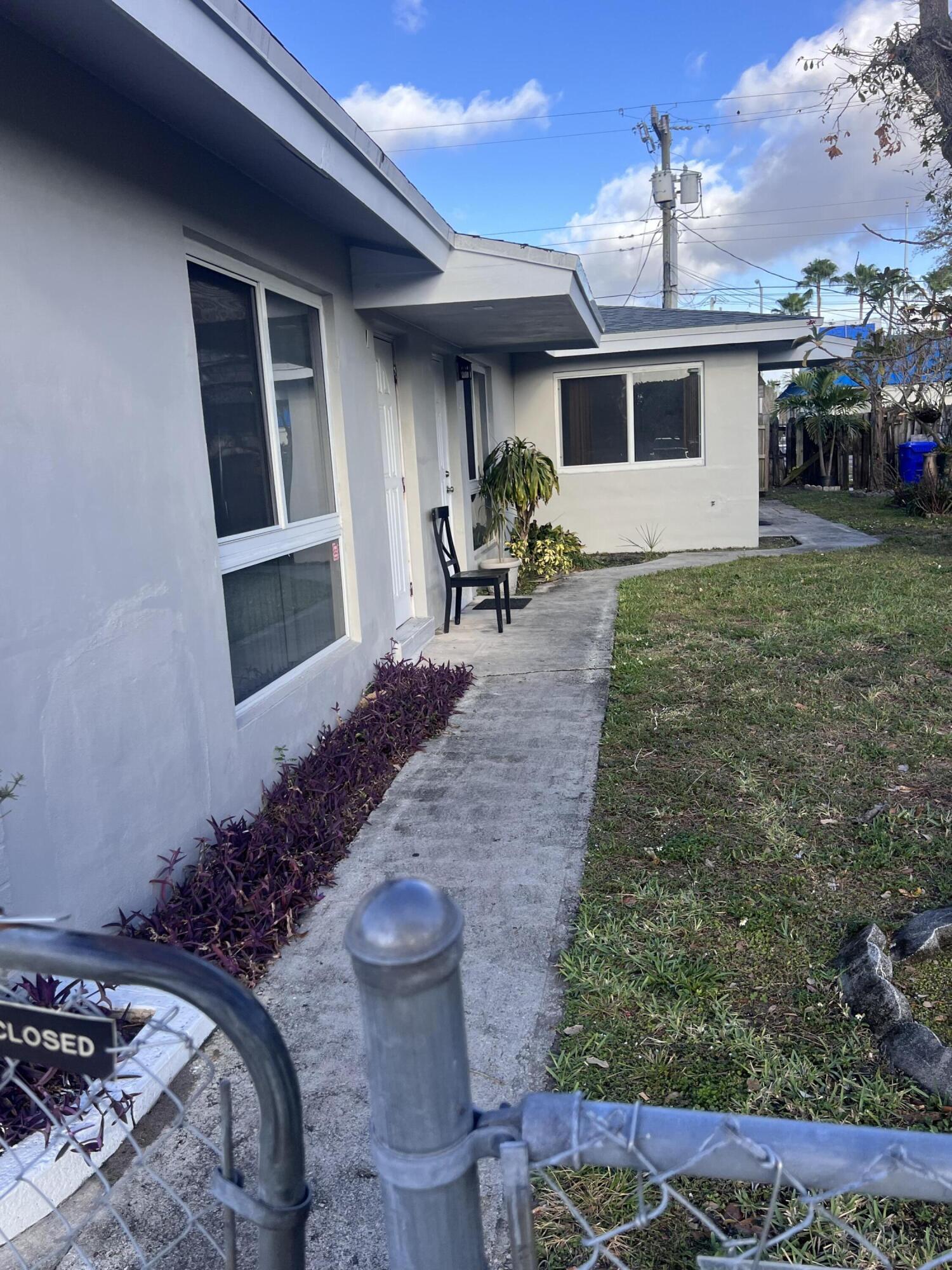 FLORAL HEIGHTS - Residential Lease