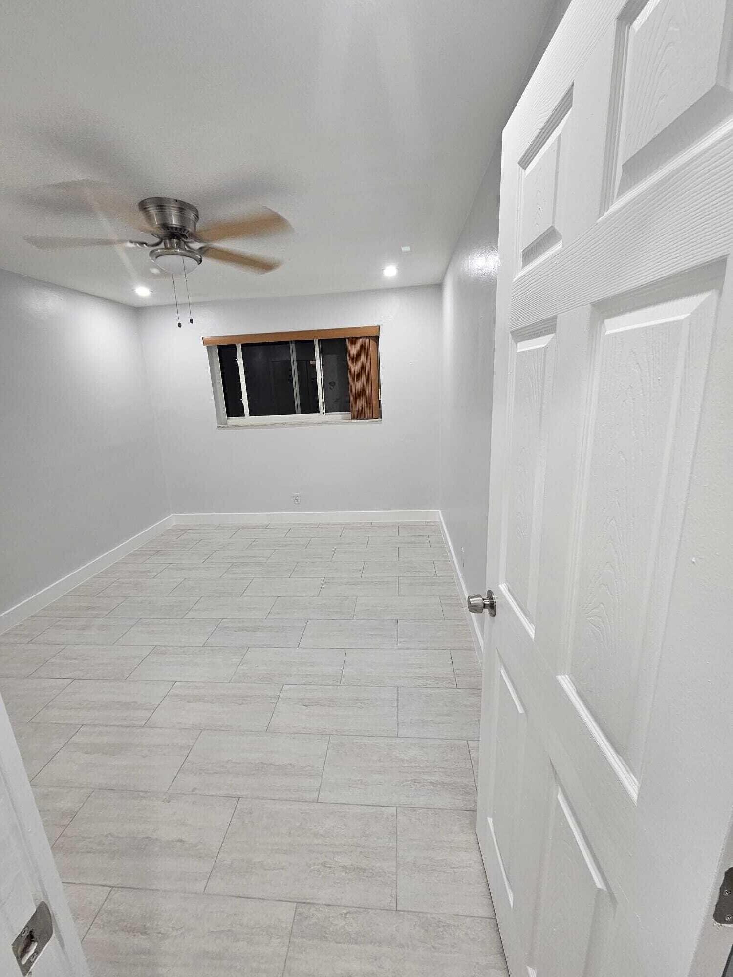 FLORAL HEIGHTS - Residential Lease