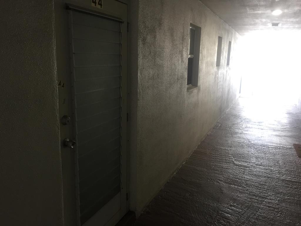 Lakeside Village - Residential Lease