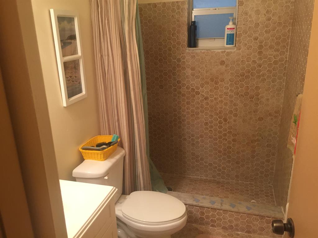 Lakeside Village - Residential Lease