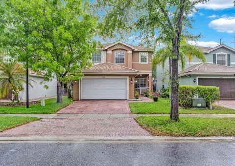 637 Garden Cress Trail, Royal Palm Beach, FL MLS: R11088302