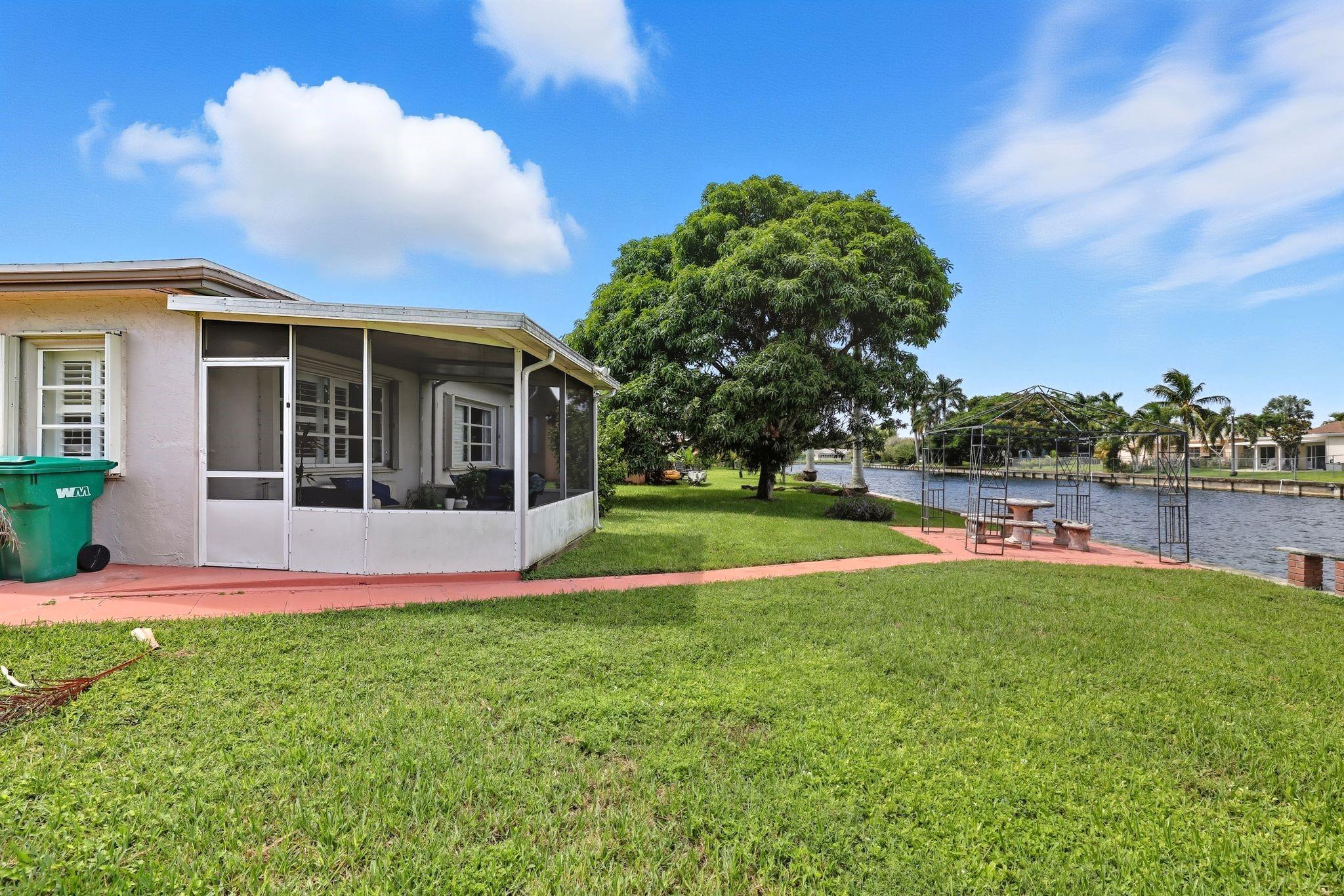 Westwood Commy 4 77-45 B - Residential