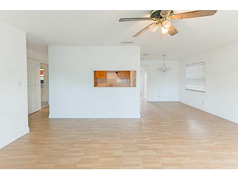 NORTH LAUDERDALE VILLAGE - Residential