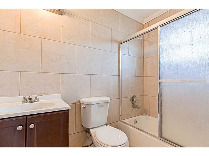 NORTH LAUDERDALE VILLAGE - Residential