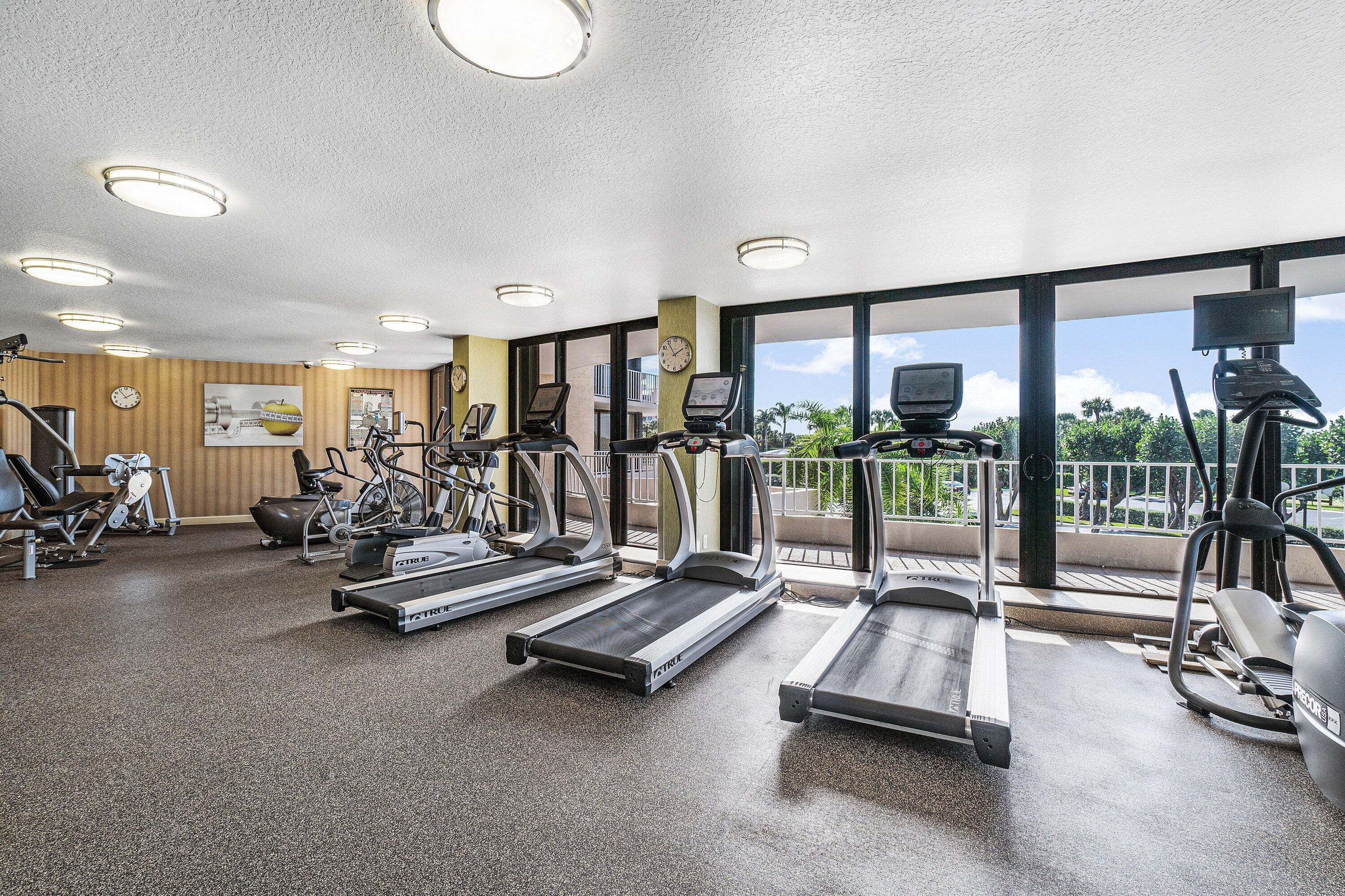 ATRIUMS OF PALM BEACH CONDO - Residential