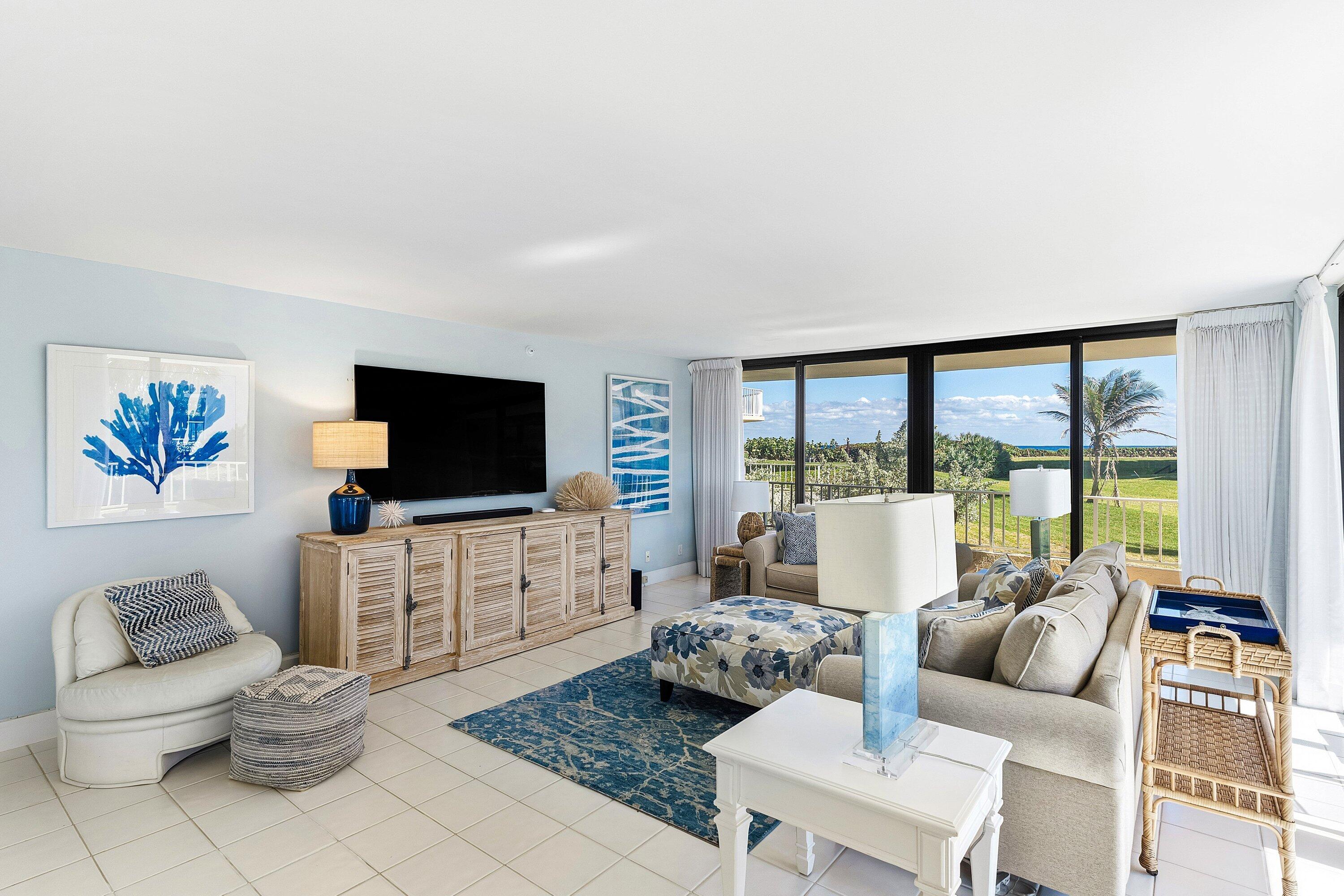 ATRIUMS OF PALM BEACH CONDO - Residential