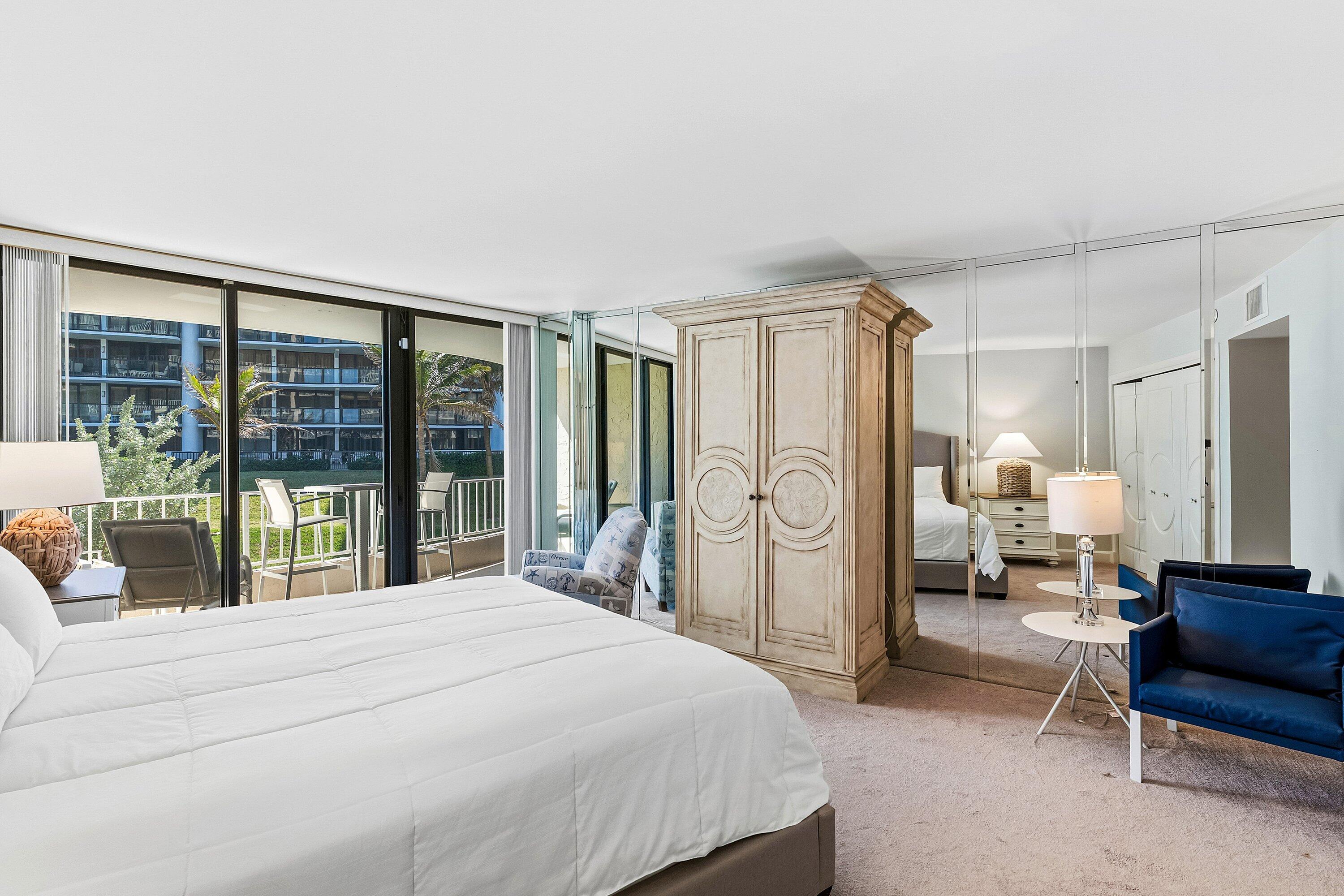 ATRIUMS OF PALM BEACH CONDO - Residential