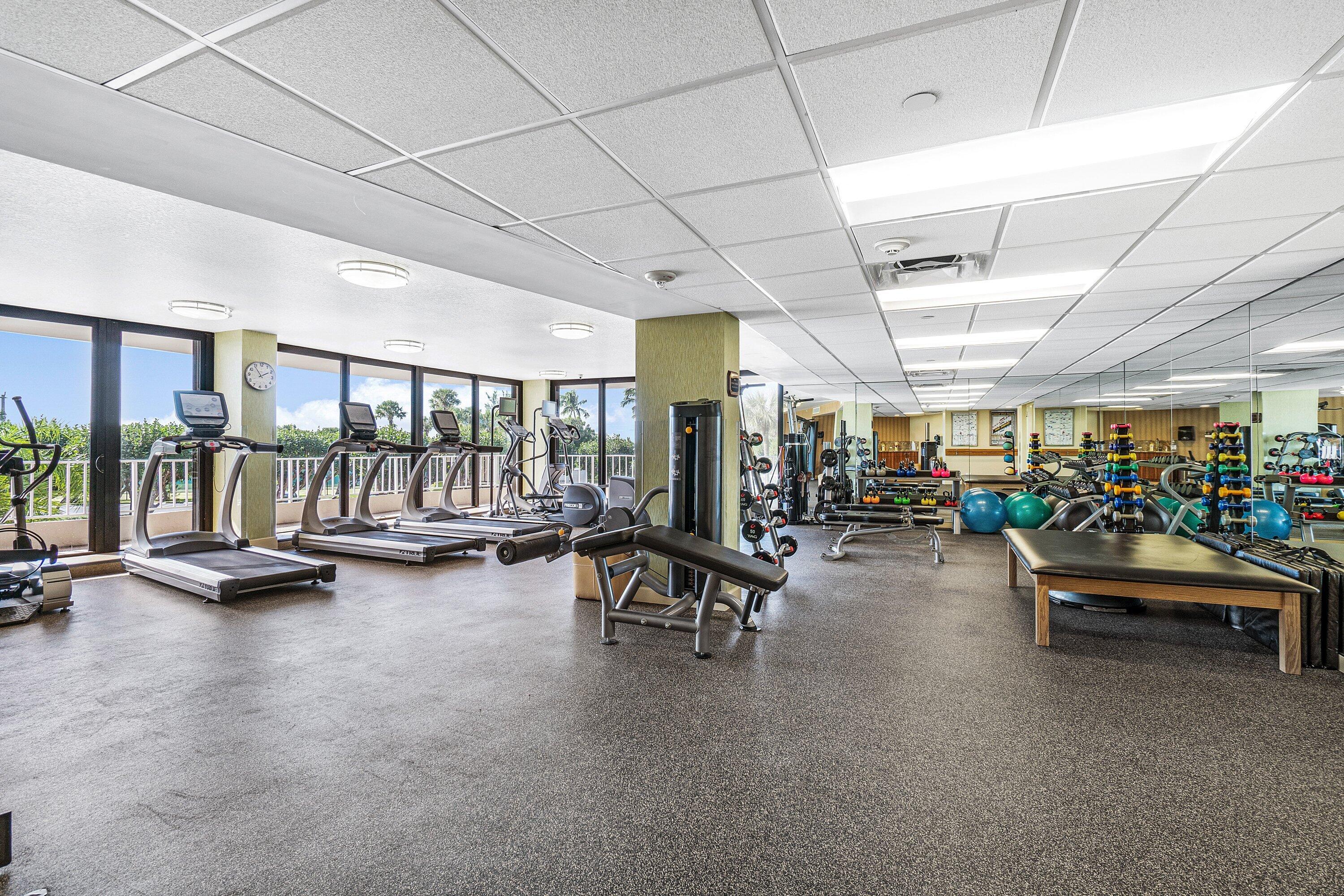 ATRIUMS OF PALM BEACH CONDO - Residential