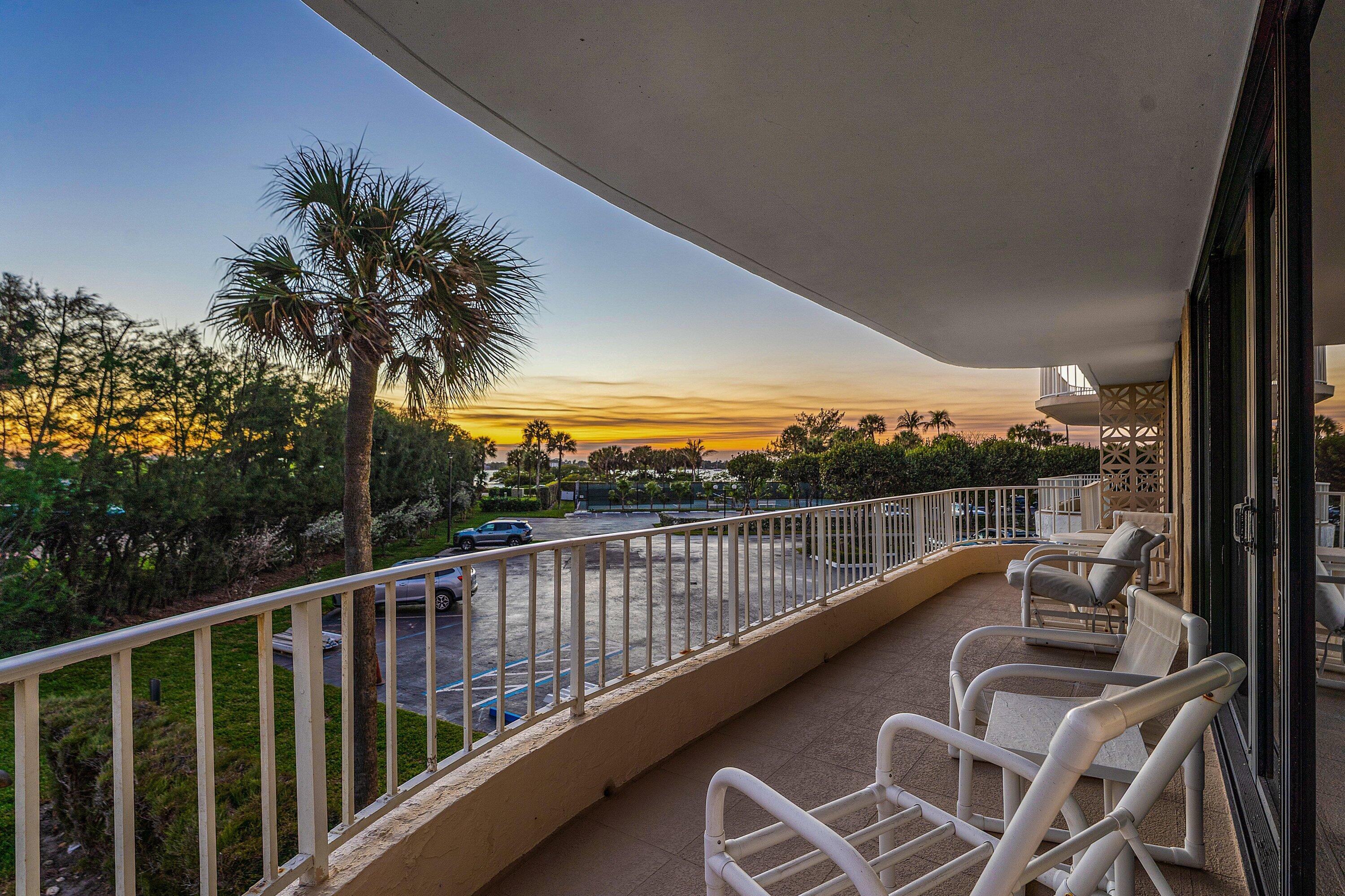 ATRIUMS OF PALM BEACH CONDO - Residential
