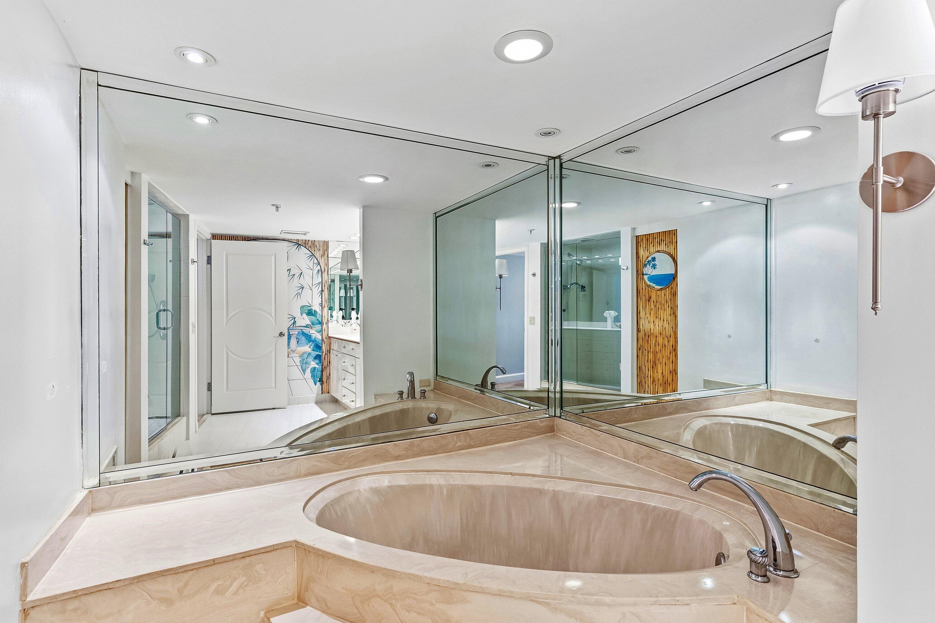 ATRIUMS OF PALM BEACH CONDO - Residential