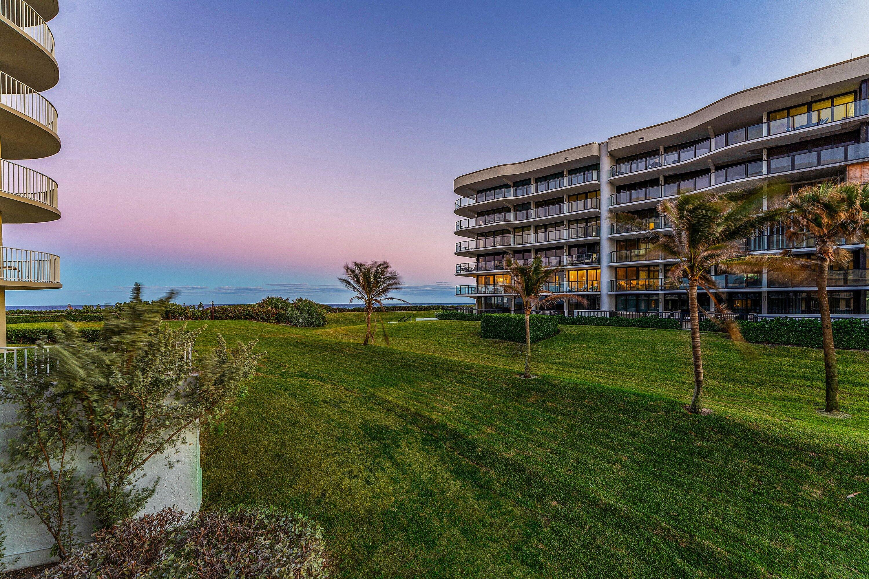 ATRIUMS OF PALM BEACH CONDO - Residential