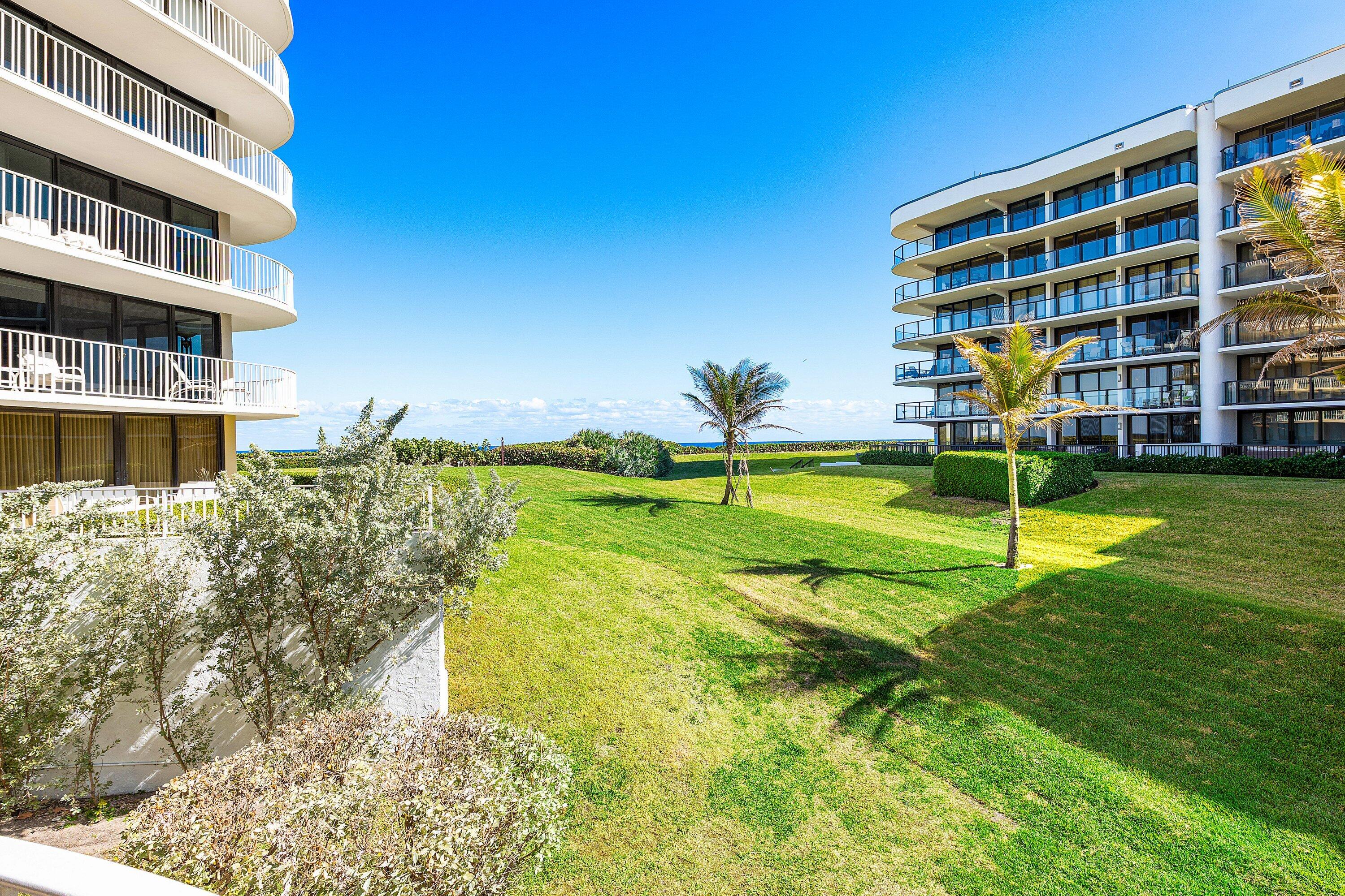 ATRIUMS OF PALM BEACH CONDO - Residential