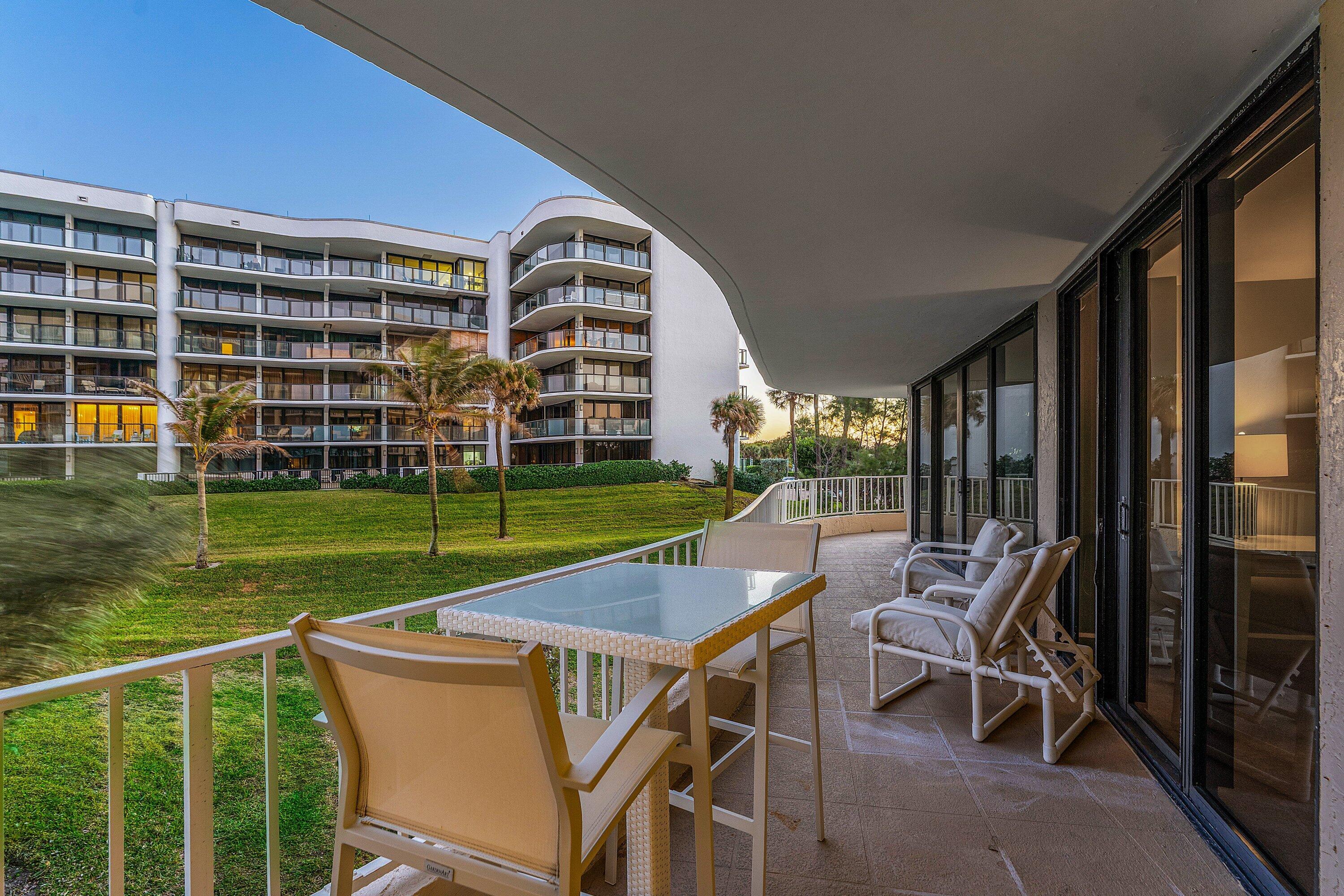 ATRIUMS OF PALM BEACH CONDO - Residential