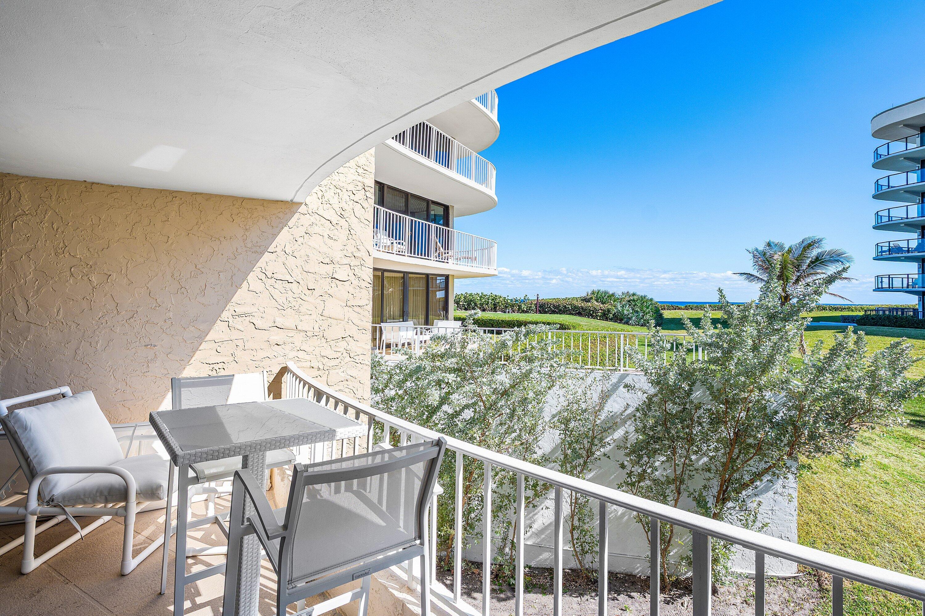 ATRIUMS OF PALM BEACH CONDO - Residential
