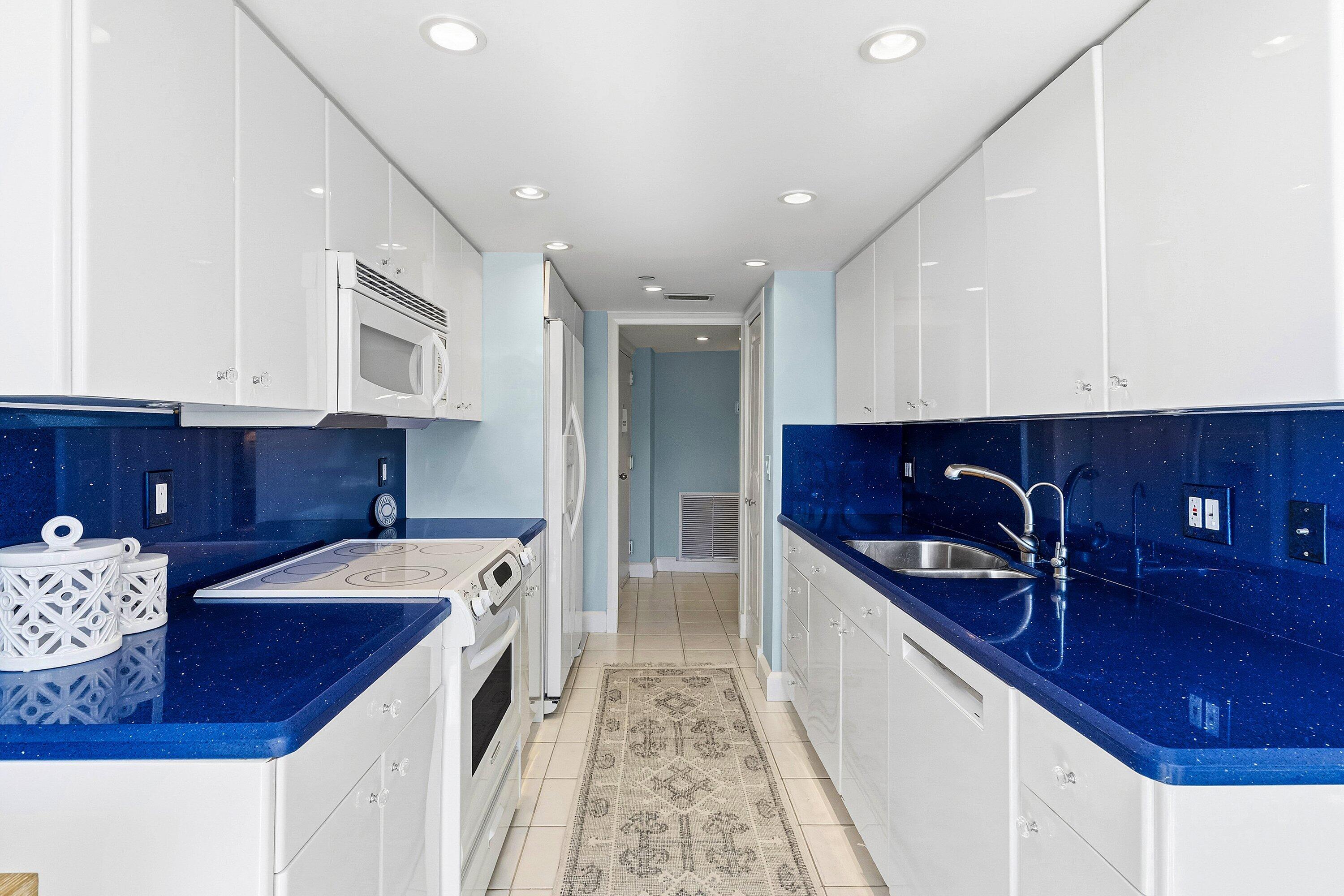 ATRIUMS OF PALM BEACH CONDO - Residential