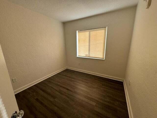 SUNSET PALM VILLAS CONDO - Residential