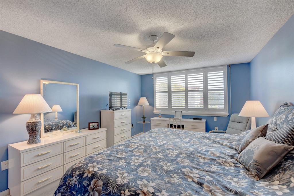 HALF MOON BAY CONDO - Residential Lease