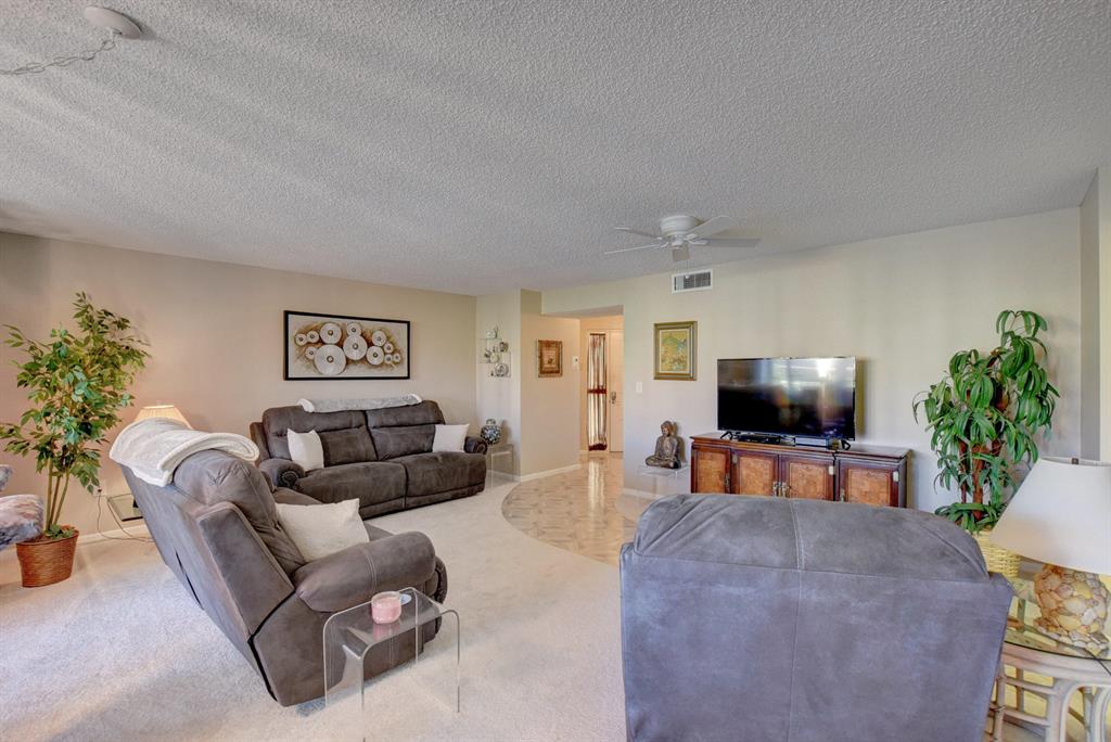 HALF MOON BAY CONDO - Residential Lease