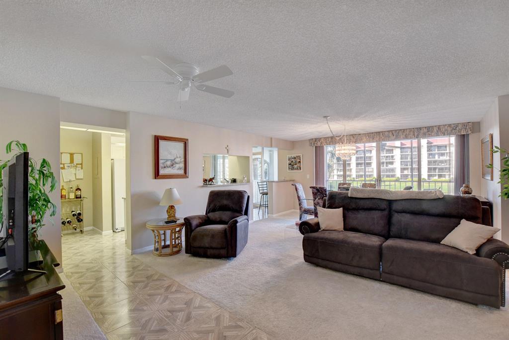 HALF MOON BAY CONDO - Residential Lease