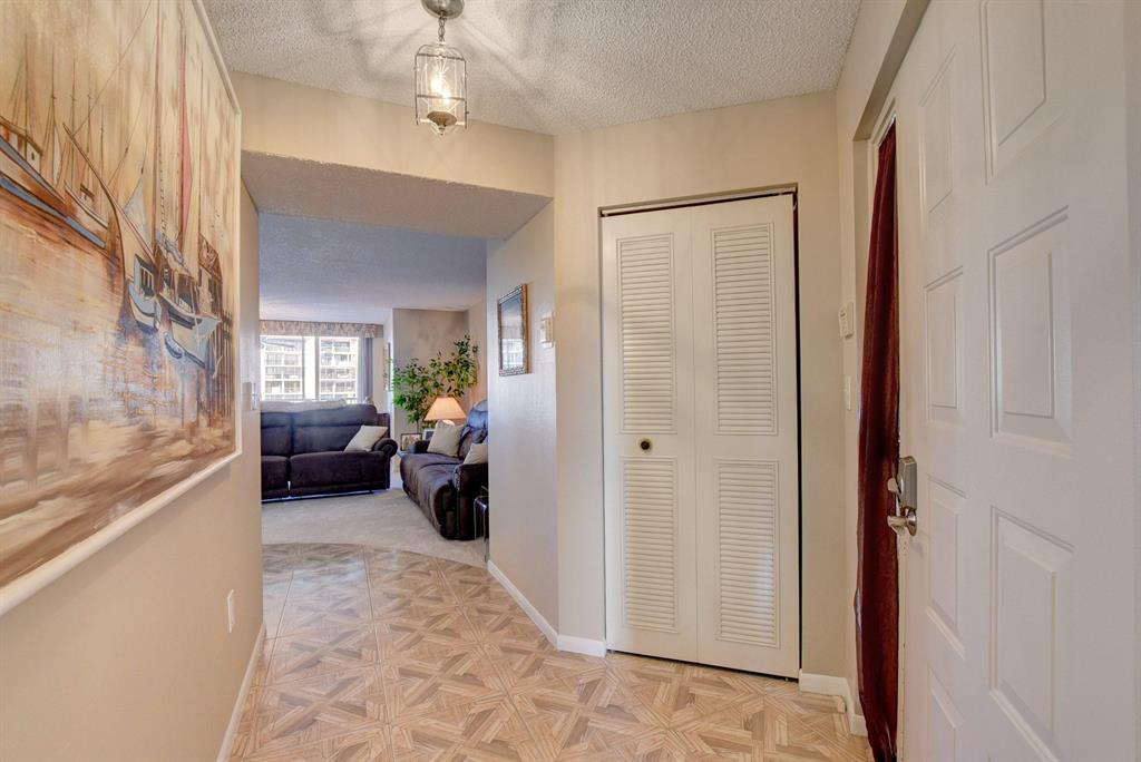 HALF MOON BAY CONDO - Residential Lease