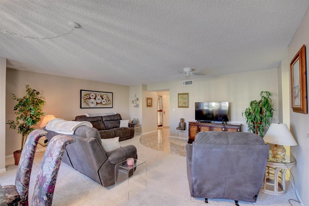 HALF MOON BAY CONDO - Residential Lease