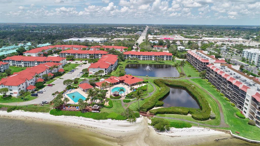 HALF MOON BAY CONDO - Residential Lease