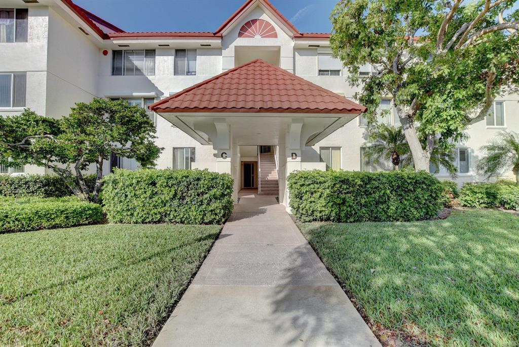 HALF MOON BAY CONDO - Residential Lease