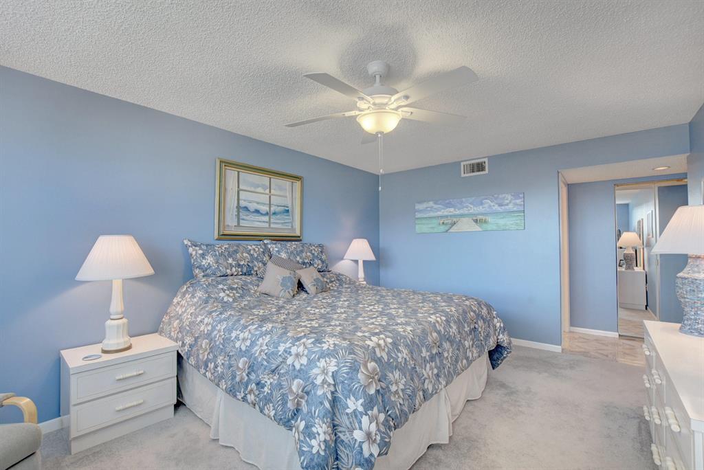 HALF MOON BAY CONDO - Residential Lease