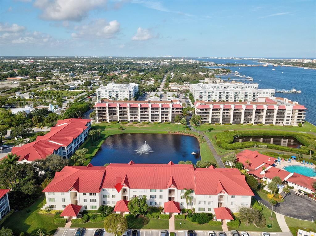 HALF MOON BAY CONDO - Residential Lease