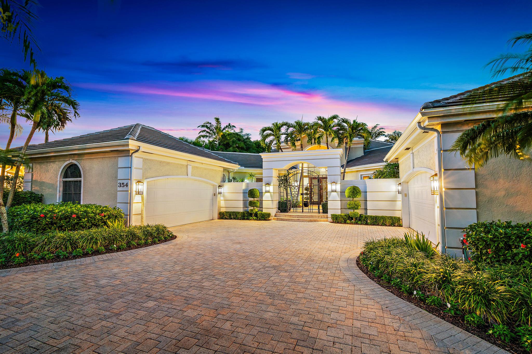 Admirals Cove - Residential