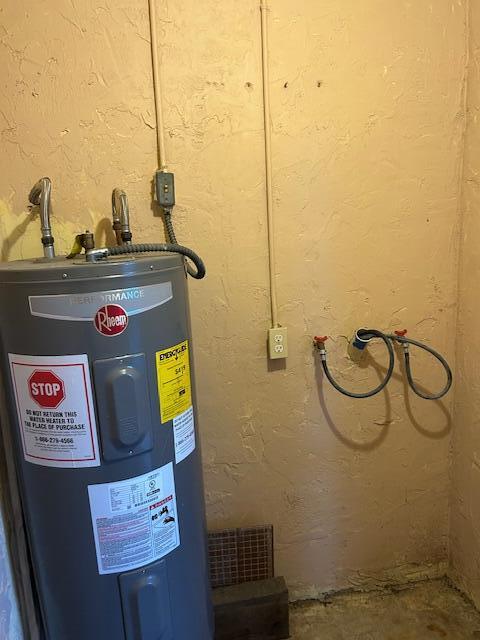 SAN LUCIE PLAZA SUBDIVISION UNIT 1 - Residential Lease