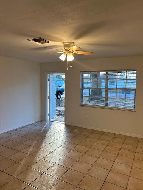 SAN LUCIE PLAZA SUBDIVISION UNIT 1 - Residential Lease