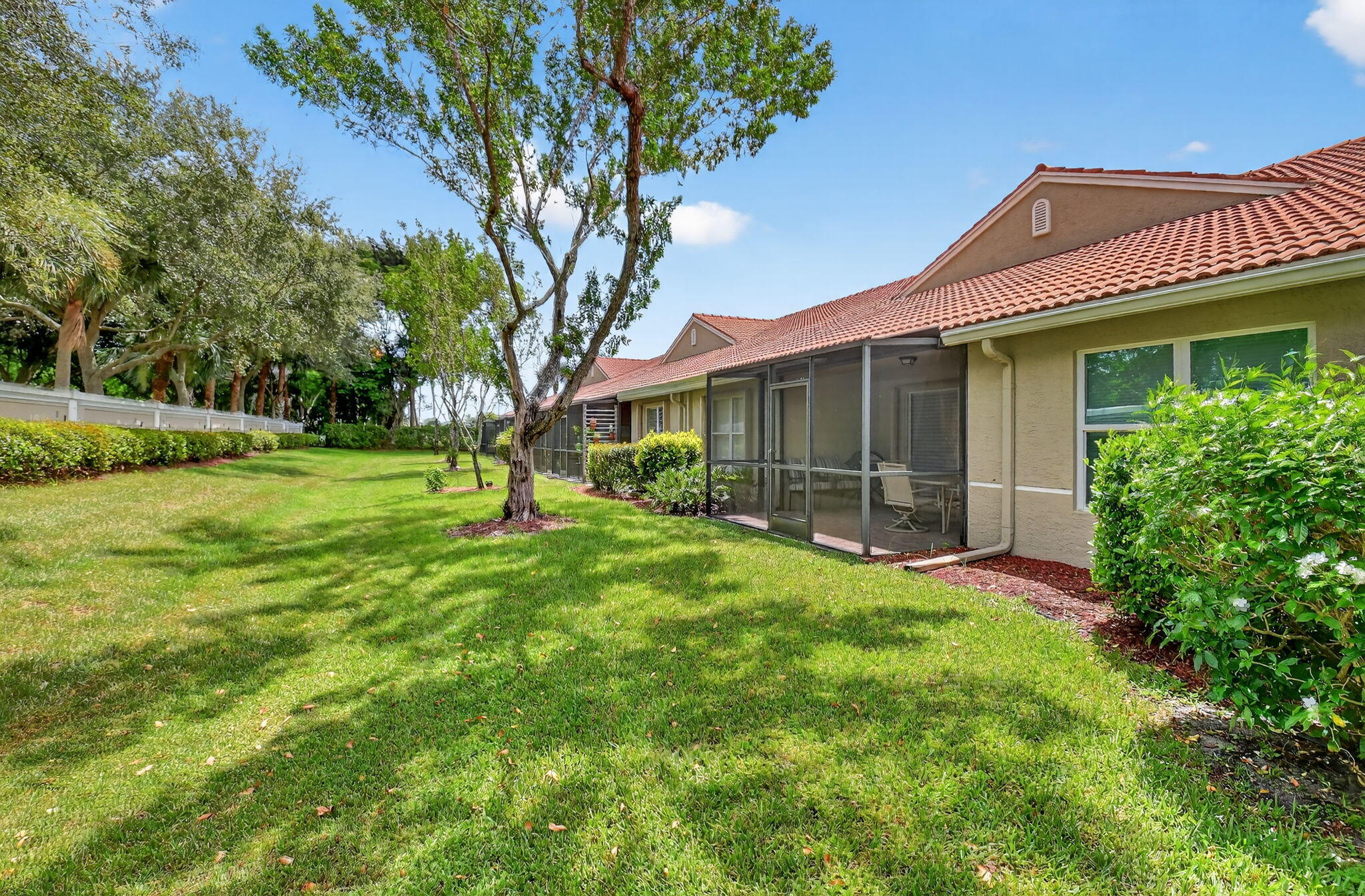 TUSCANY BAY - Residential