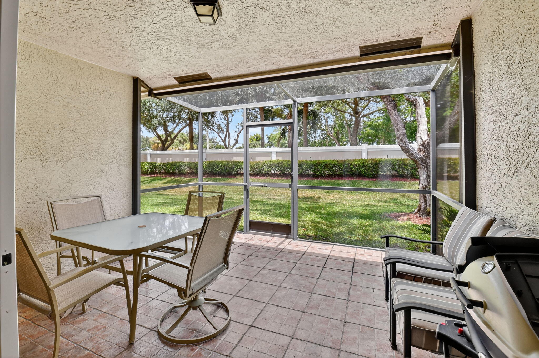 TUSCANY BAY - Residential