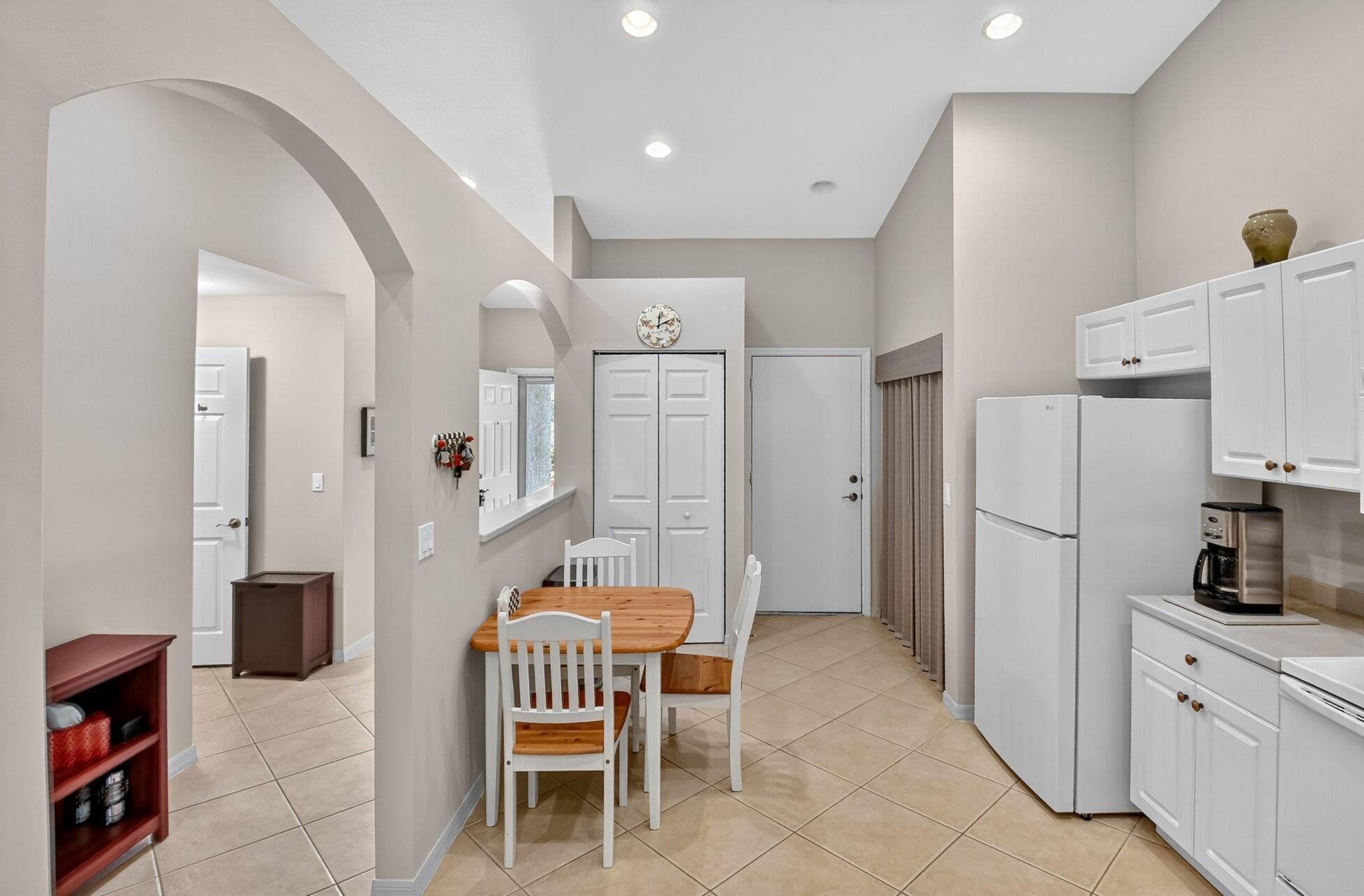 TUSCANY BAY - Residential