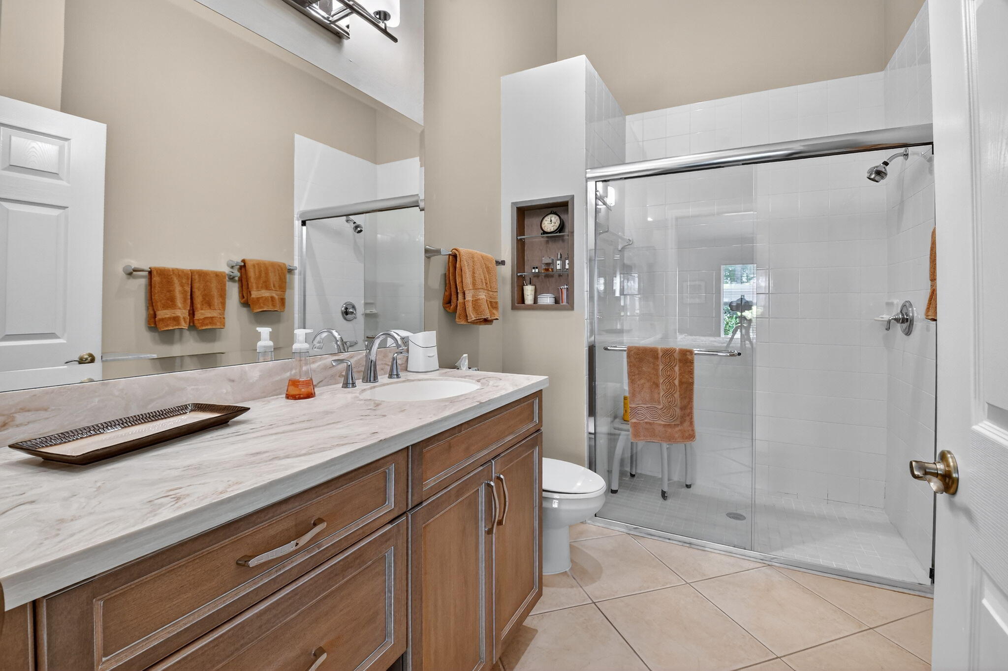 TUSCANY BAY - Residential