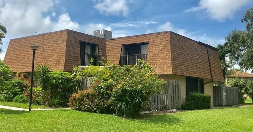 Photo of 3132 SW 20TH Terrace #12-C, Delray Beach, FL 33445 (MLS # F10323246)