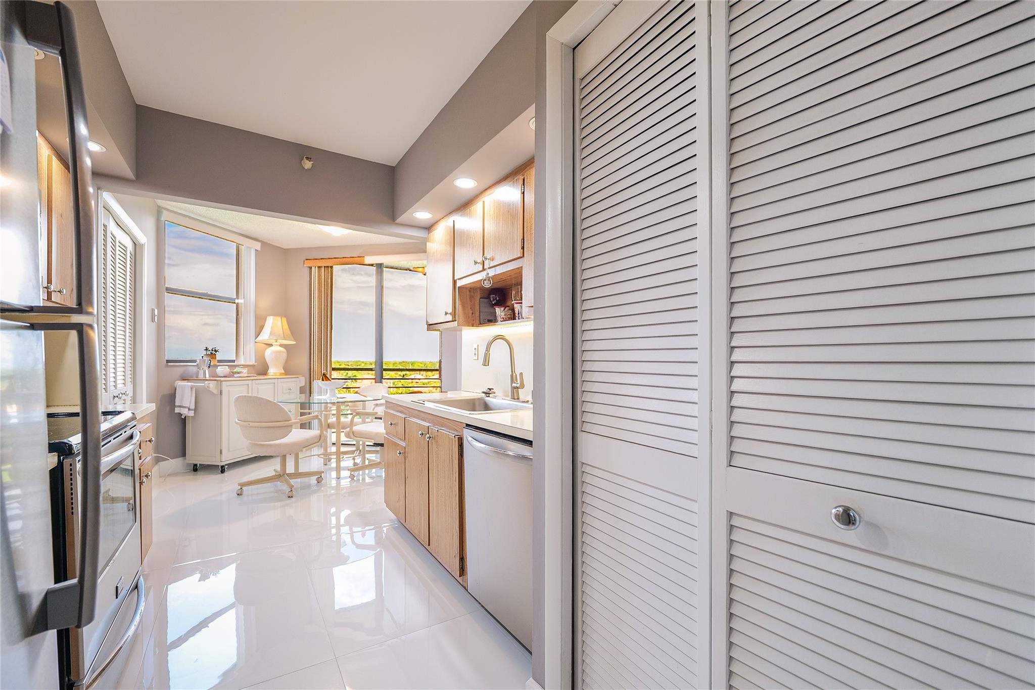 ENVIRON TOWERS - Residential
