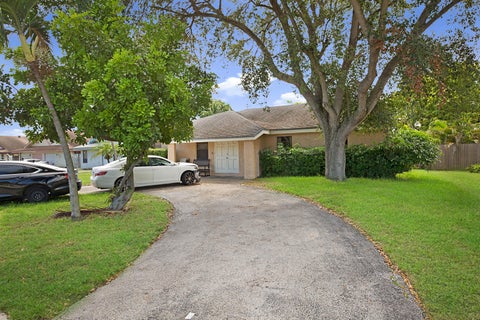 Tiny photo for 1204 SW 74th Avenue, North Lauderdale, FL 33068 (MLS # B26074953)