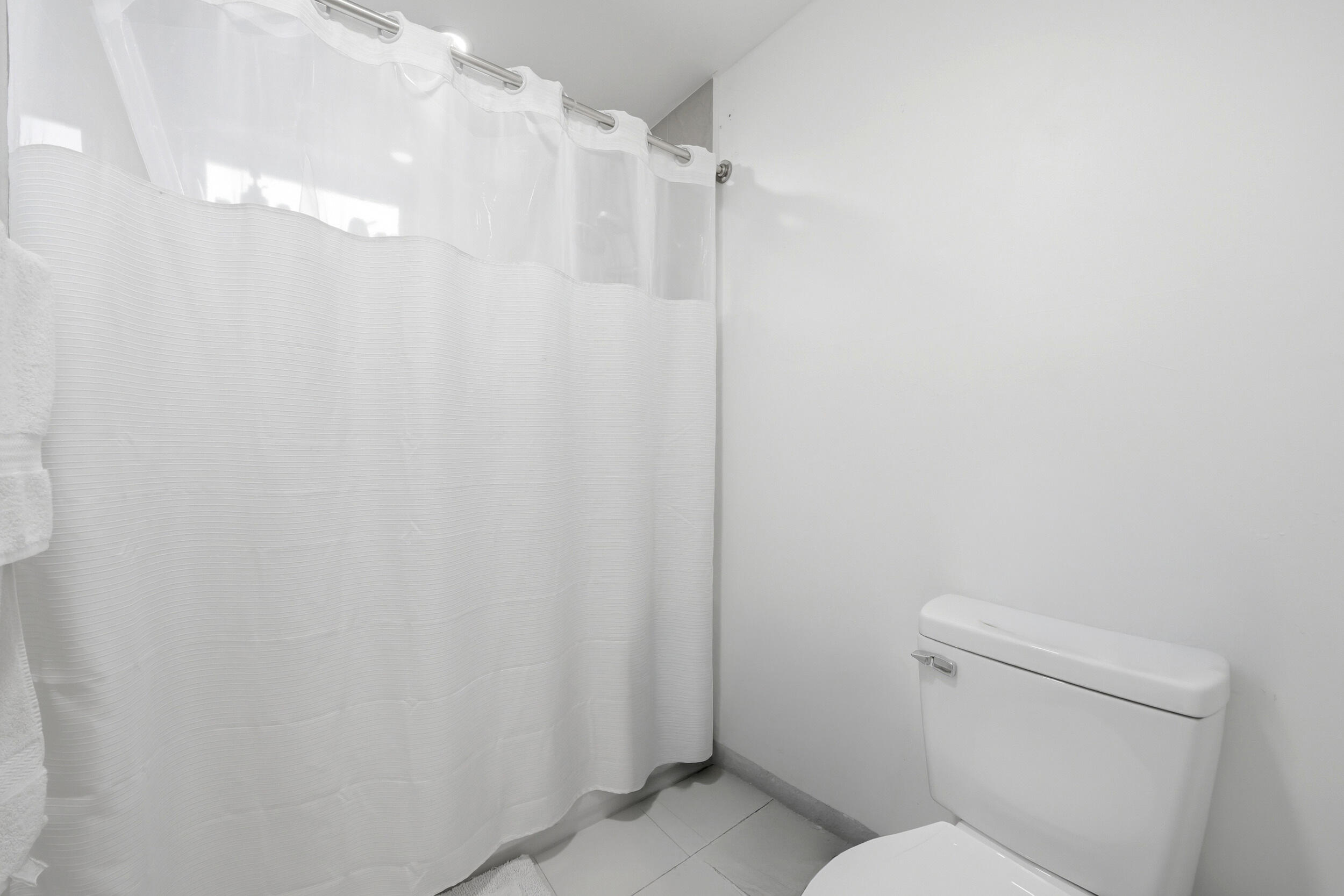 SEGOVIA CONDO - Residential