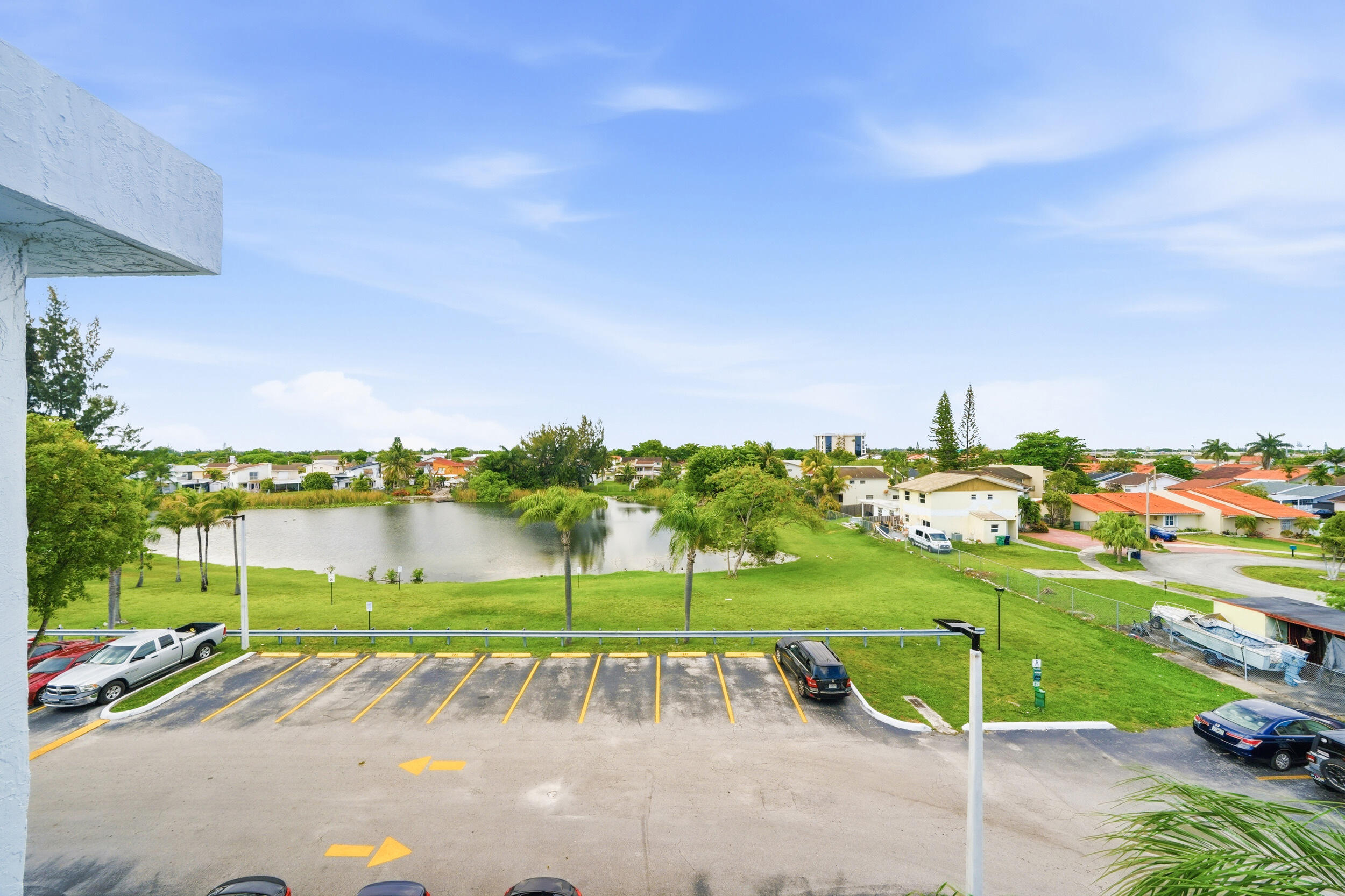 SEGOVIA CONDO - Residential