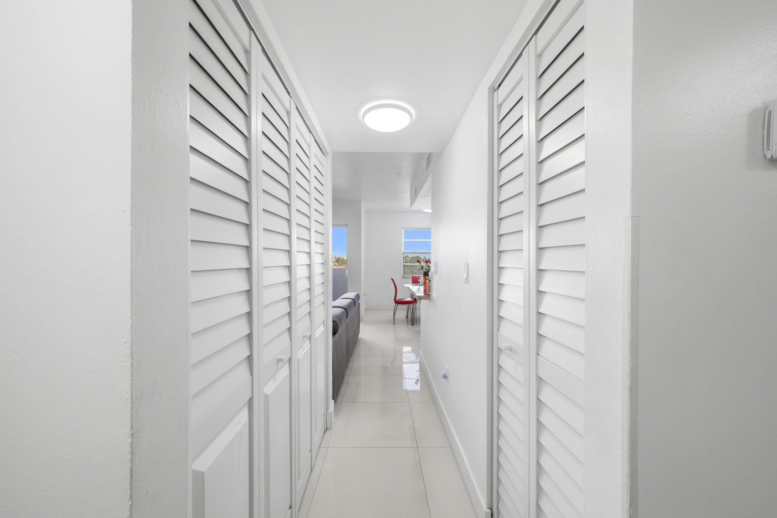 SEGOVIA CONDO - Residential