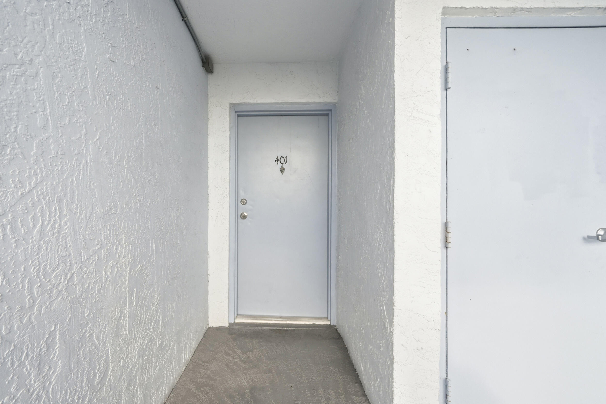 SEGOVIA CONDO - Residential