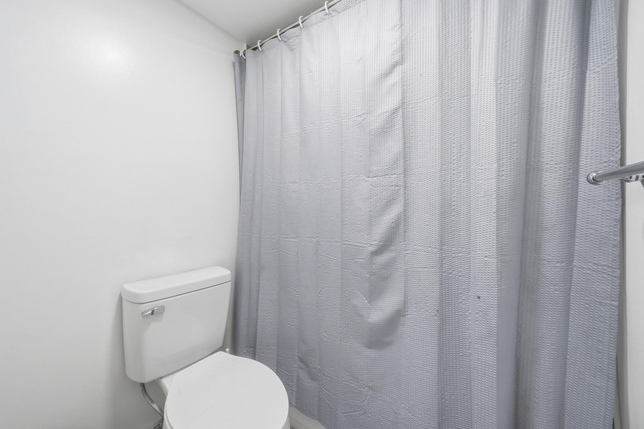 SEGOVIA CONDO - Residential