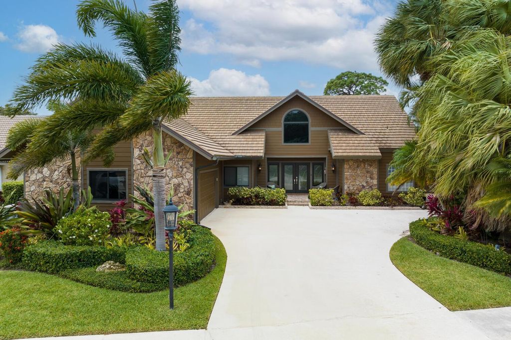 Photo of 2707 Biarritz Drive, West Palm Beach, FL 33410 (MLS # R10881772)